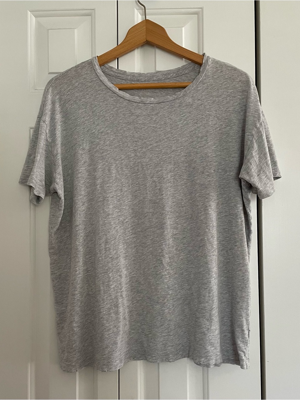 aerie Women's Real Soft Distressed Hem Oversized Boyfriend Tee in Light Gray